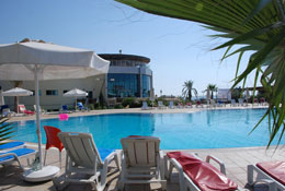 CRYSTAL ROCKS HOLIDAY RESORT, 