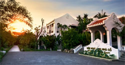  ANCIENT HOUSE VILLAGE RESORT & SPA, 